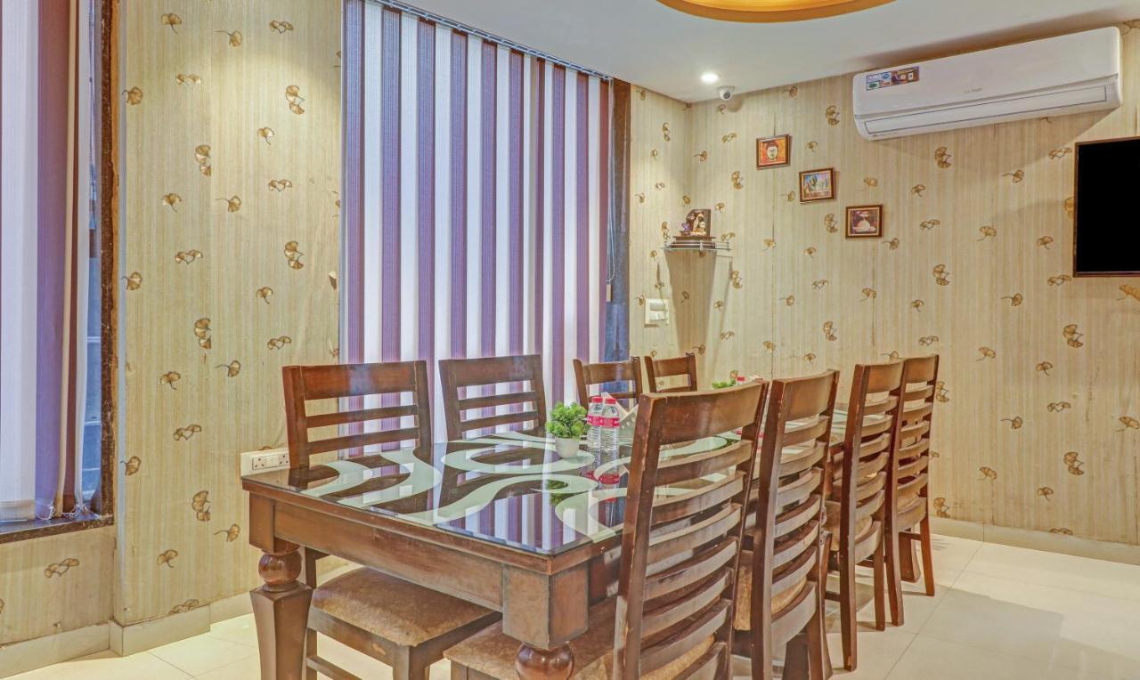 Treebo Trend Paragon Suites Mahipalpur New Delhi Exterior foto